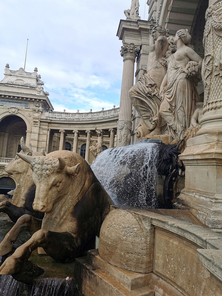 Stierisches Geplätscher