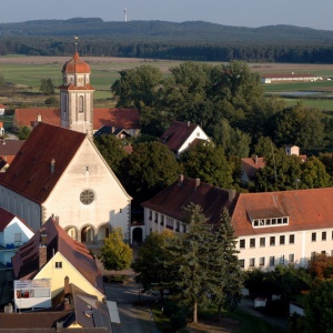 Luftbild Bechhofen - Johanniskirche mit Rathaus